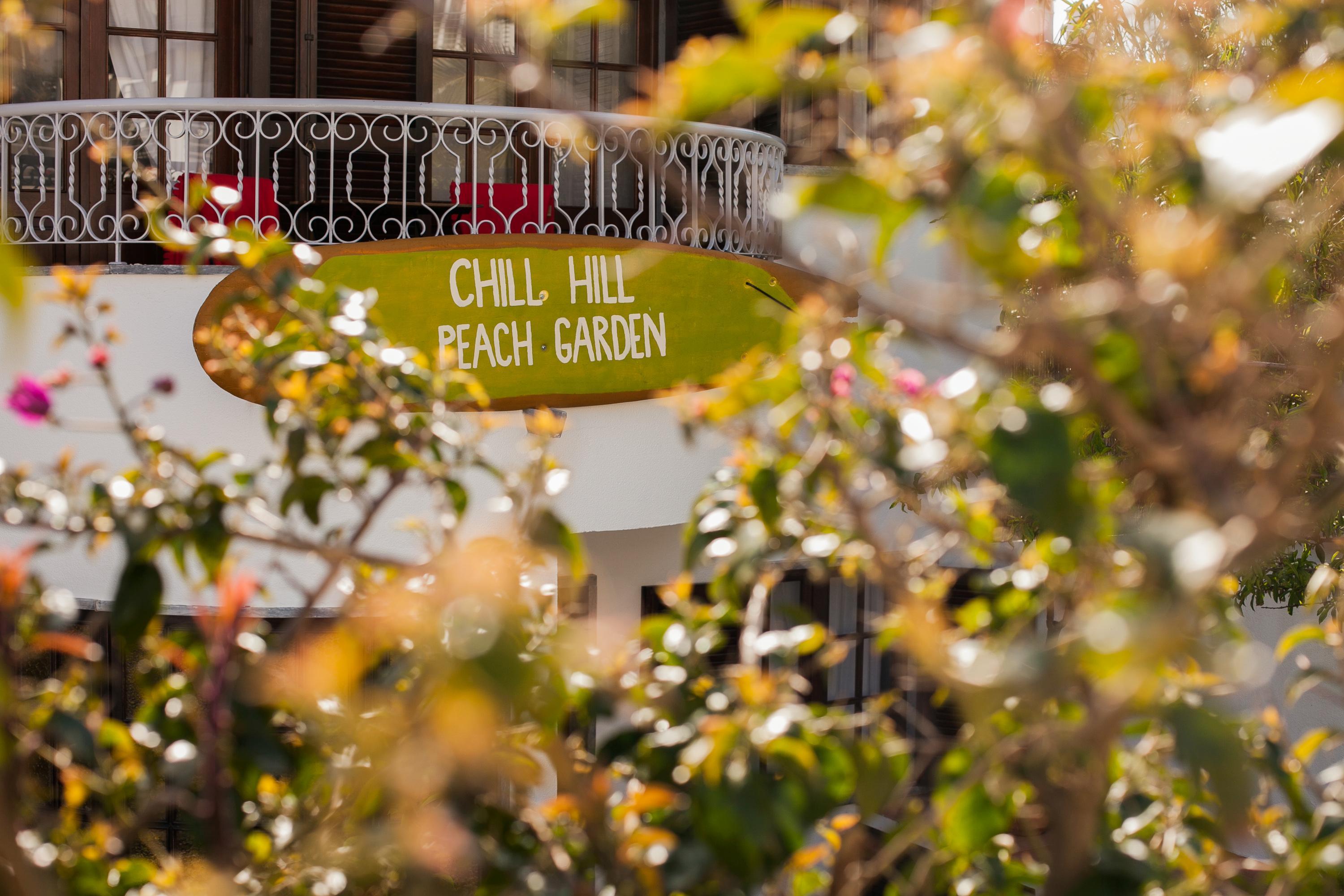 Ericeira Chill Hill Hostel & Private Rooms - Peach Garden Exterior foto