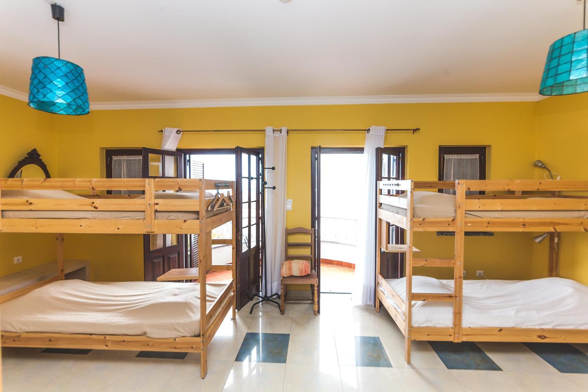 Ericeira Chill Hill Hostel & Private Rooms - Peach Garden Quarto foto