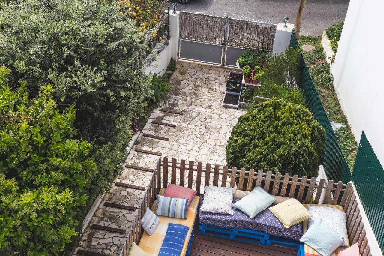 Ericeira Chill Hill Hostel & Private Rooms - Peach Garden Exterior foto